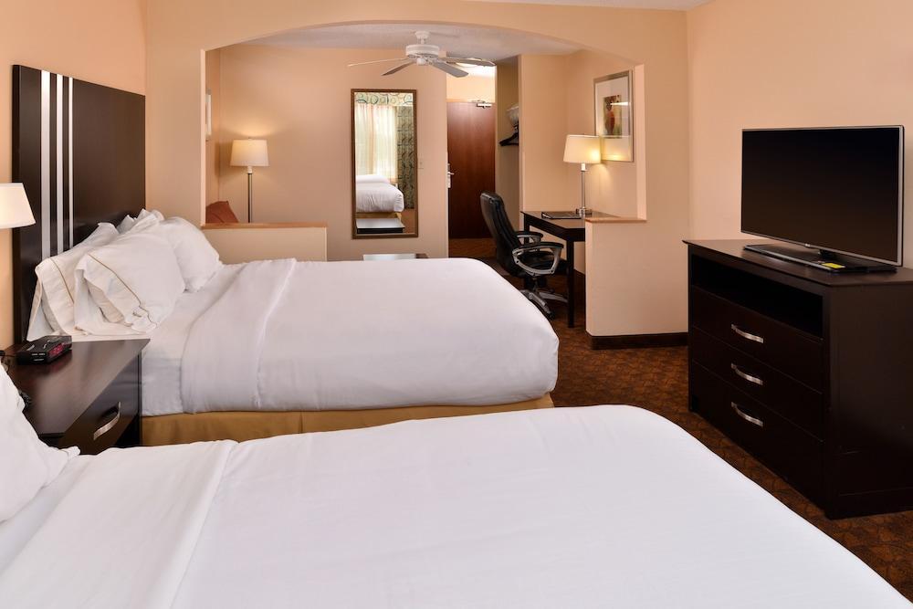 Express & Cincinnati-blue Ash By Ihg 3*